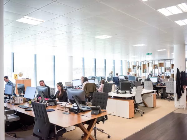 Call centra existují téměř 60 let. Ta dnešní vsázejí na chytré technologie