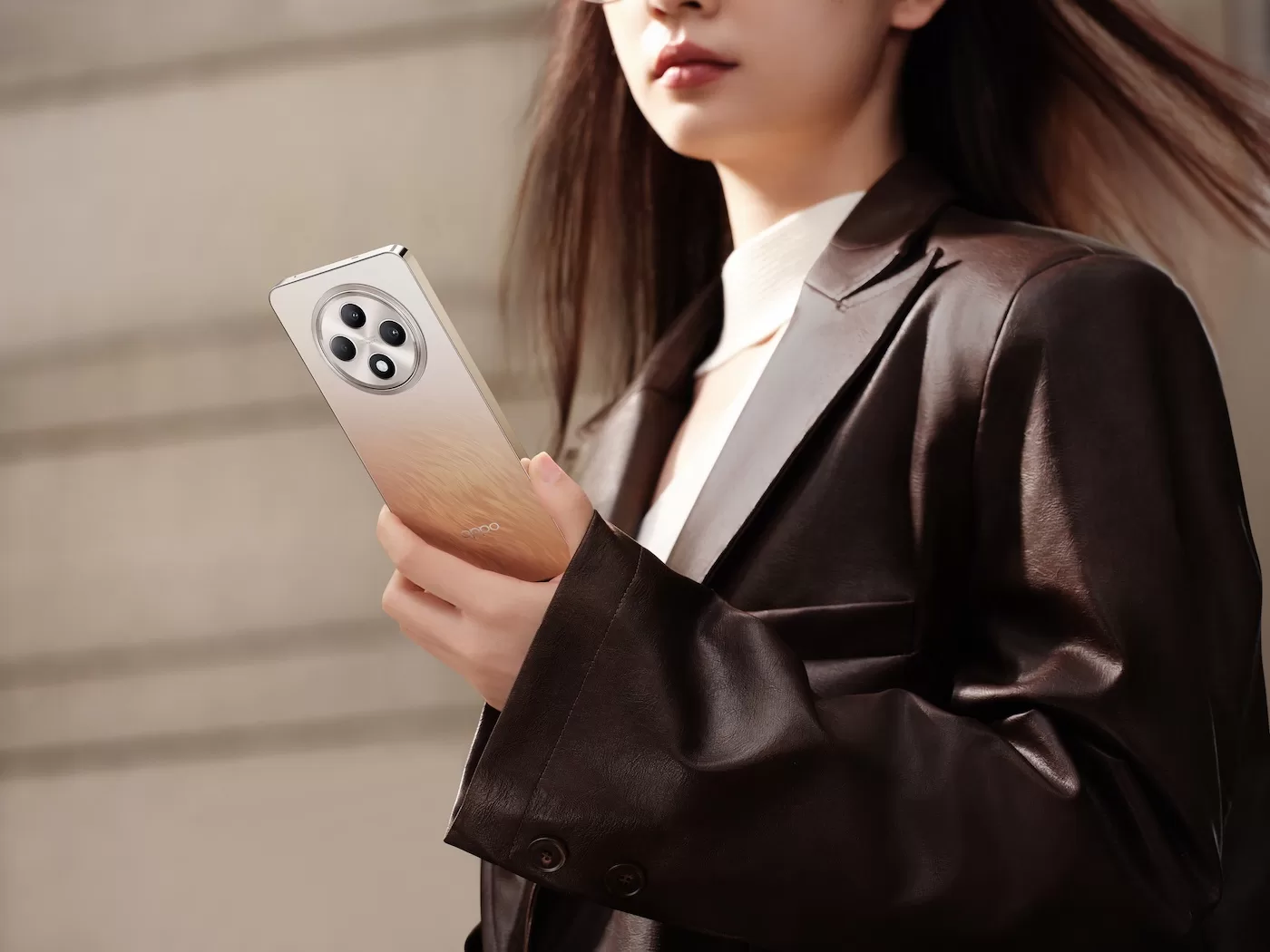 OPPO přidává do rodiny Reno12 nový model FS. Zaujme nejen atraktivními barvami, ale také AI nebo velkorysou pamětí