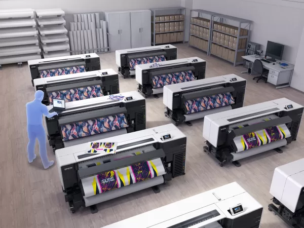 Epson na veletrhu FESPA 2025: Zaměřeno na personalizaci a udržitelnější tisk na textil  