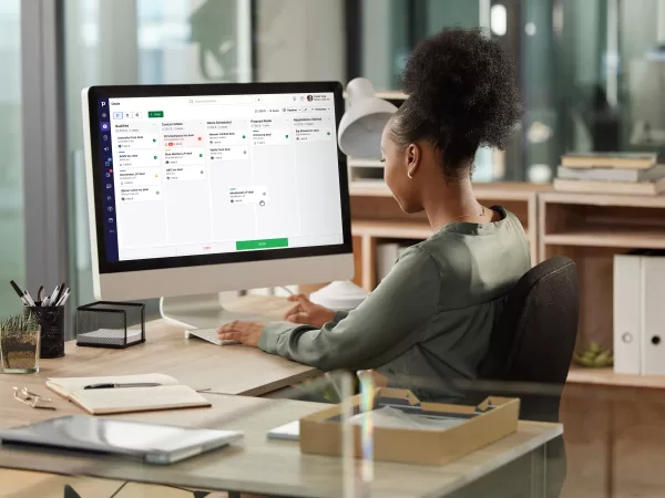 Nasadit nové technologie nestačí, musíte je mít rádi. Spokojenost s nástroji přináší o 30 % lepší výsledky, zjistil Pipedrive