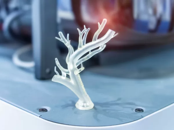 3D tisk netvoří jen z plastu, nové tiskárny zpracují i sklo nebo ocel