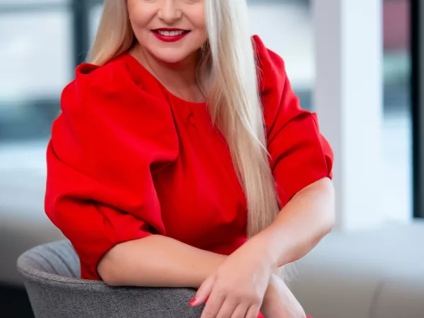 Investiční skupina JSK Simony Kijonkové počítá se vstupy za desítky miliard korun