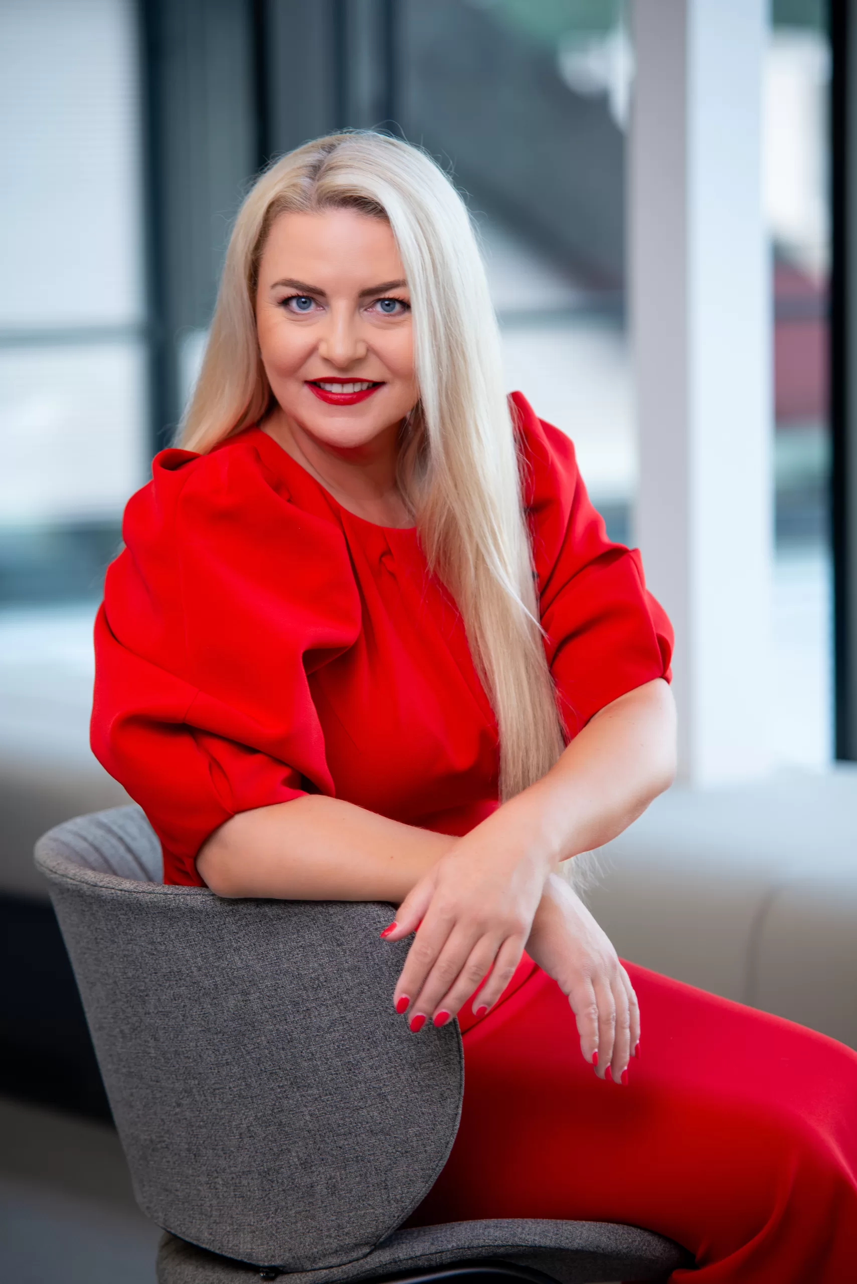 Investiční skupina JSK Simony Kijonkové počítá se vstupy za desítky miliard korun