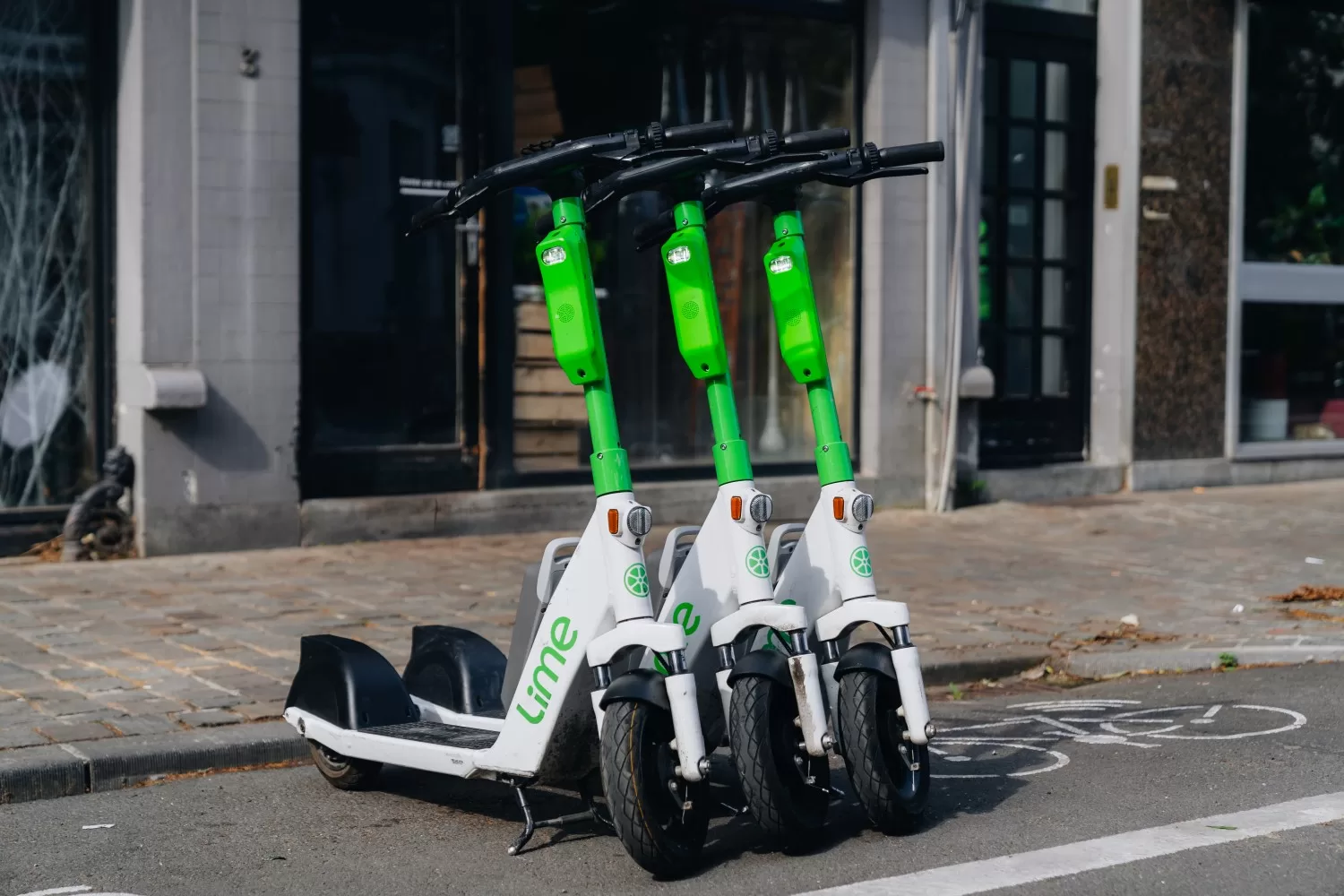 Lime se dohodl s Prahou na sdílení dat o jízdách, díky Ride Report pomůže městu zlepšit dopravní infrastrukturu