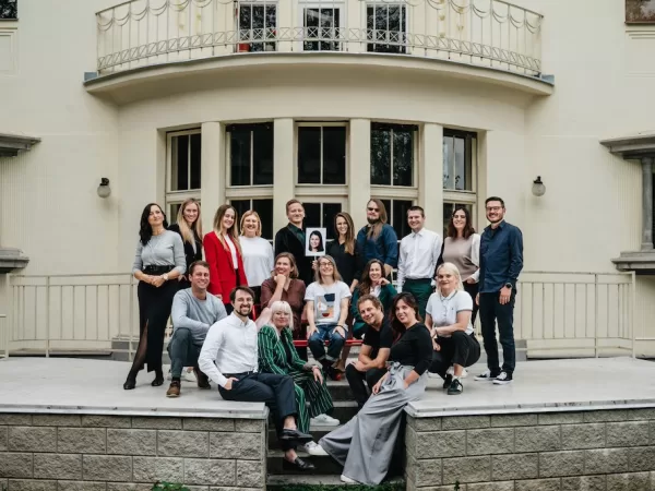 YYY agency oslavuje výročí poděkovnou kampaní svým klíčovým klientům