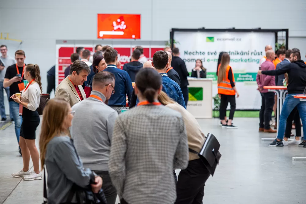 Česká e-commerce komunita se potkala v Brně. Během Authentica Day se poprvé ukázali i noví roboti