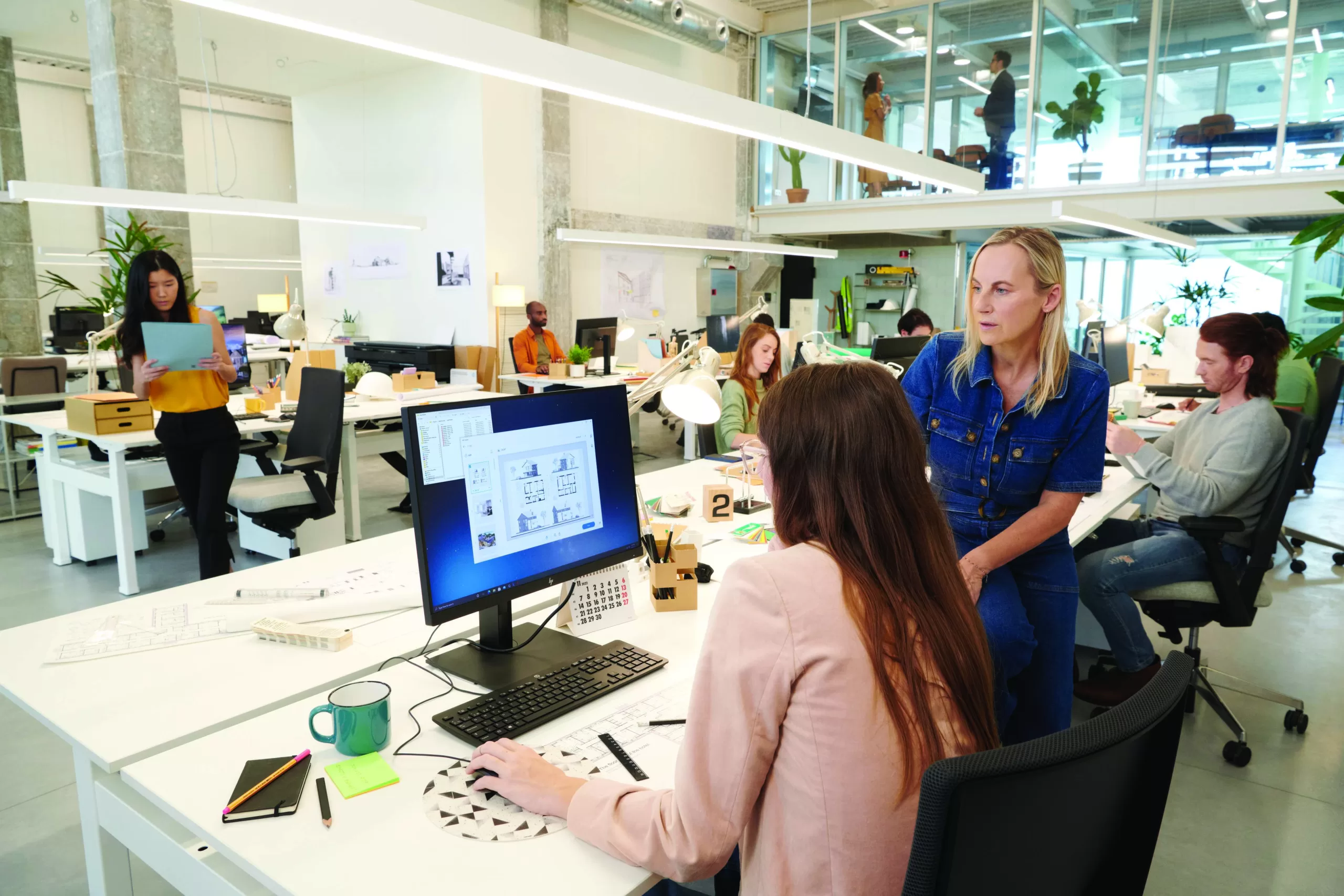 HP Print AI je první inteligentní tiskové řešení pro domácí, kancelářský a velkoformátový tisk