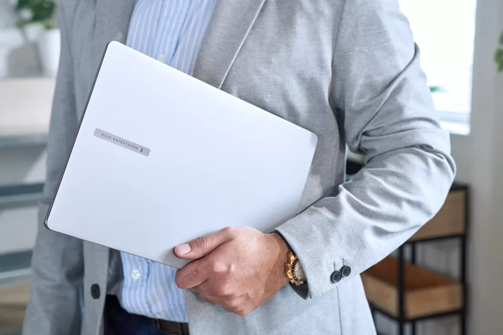ASUS představuje ExpertBook P5, svůj první počítač Copilot+ pro práci