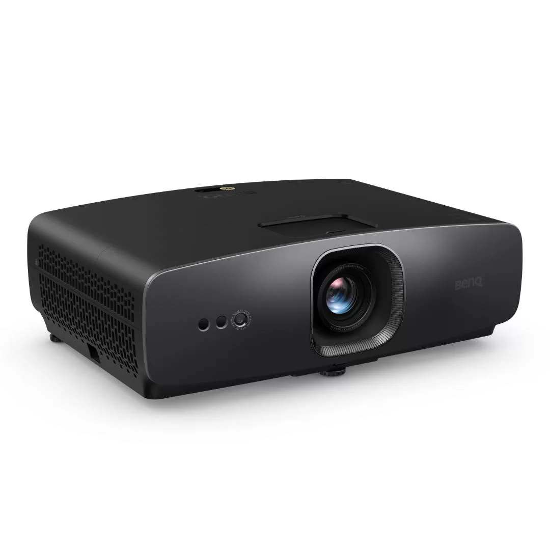 BenQ představuje projektor W2720i využívající umělou inteligenci