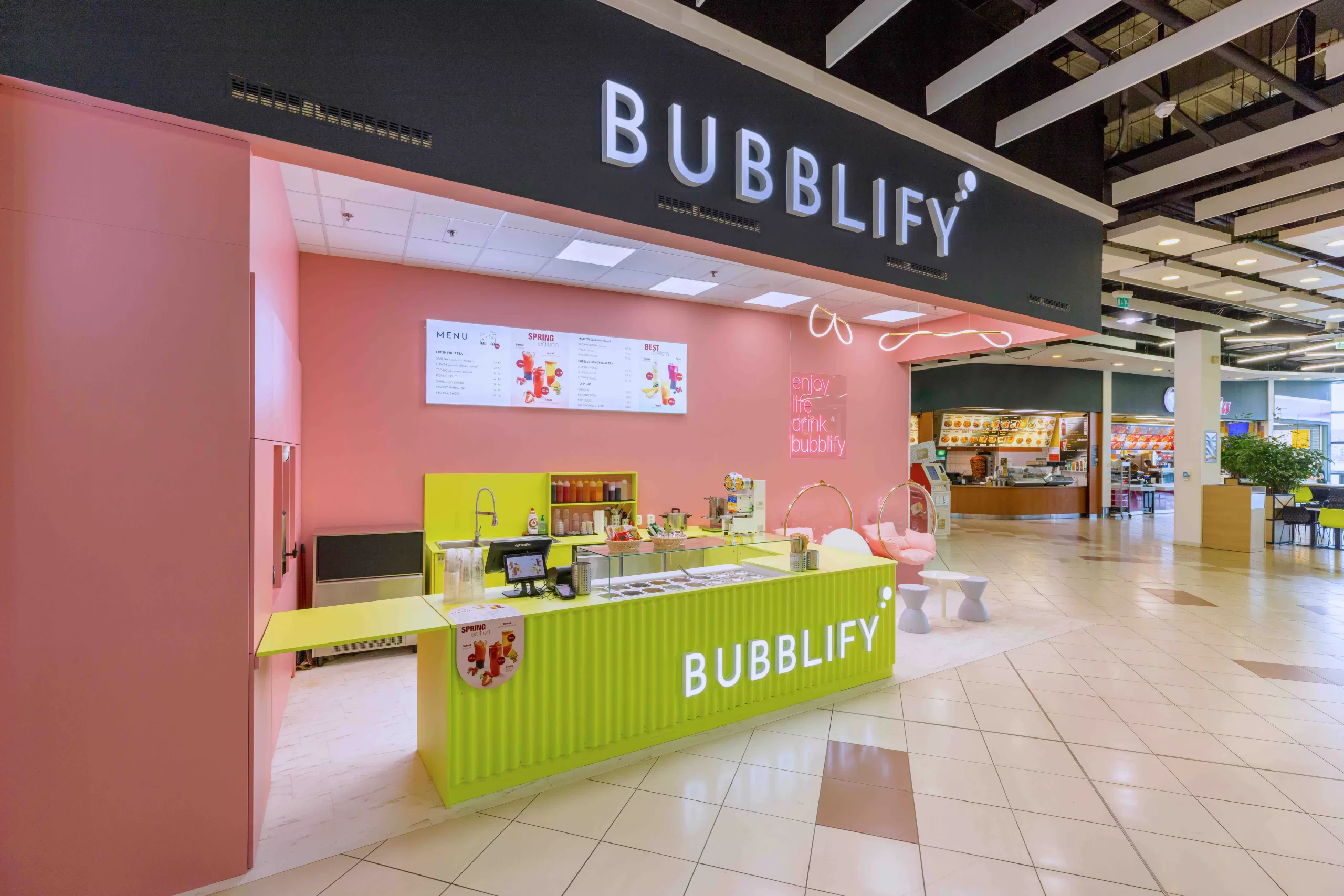 Síť poboček Bubblify meziročně vyrostla o 440 %. Rok a půl od založení čítá 56 poboček