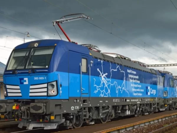 Místo celého týmu jeden zkušený vývojář. ČD Cargo ve spolupráci s BiQ Group nasazuje SAP Joule pro vývoj aplikací