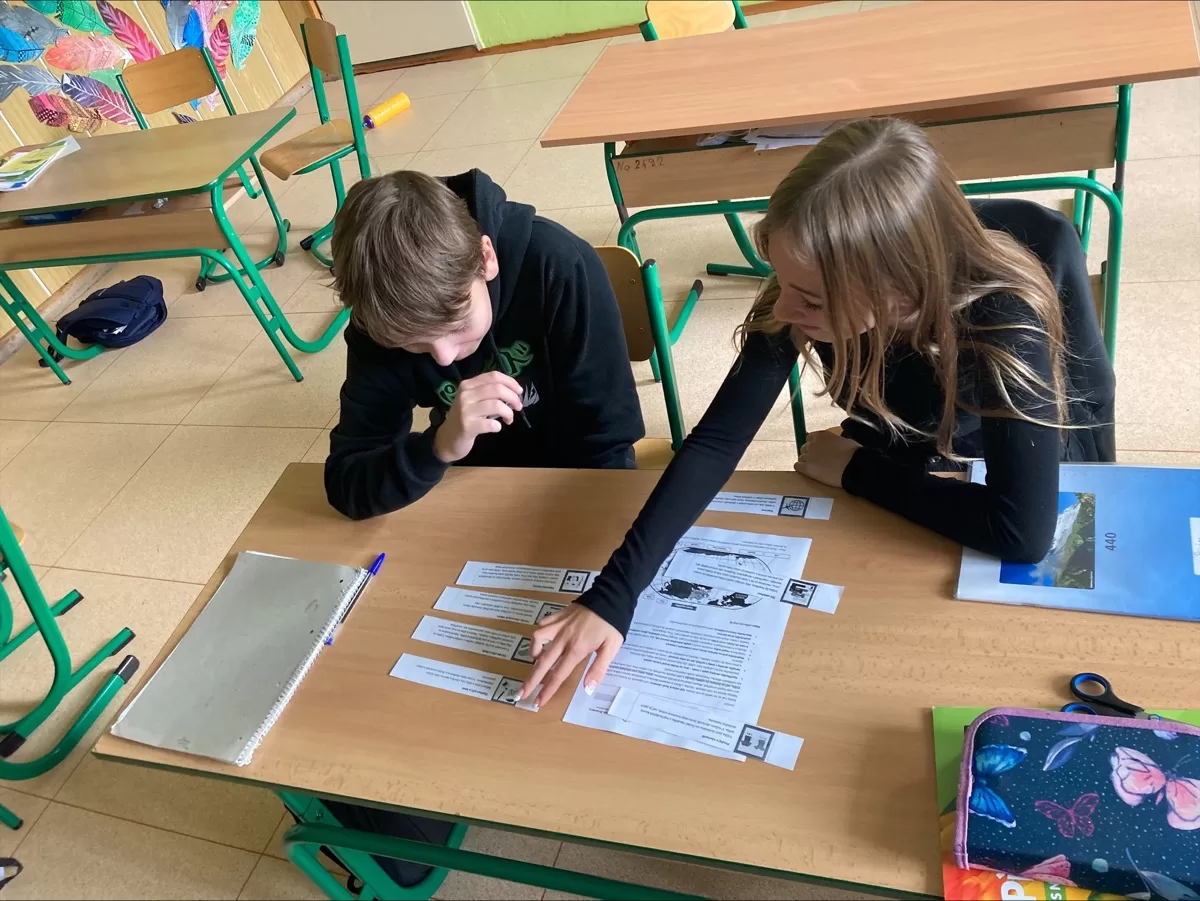 Proč bychom neměli plýtvat jídlem, oblečením a dalšími věcmi? Odpovědi dětem i pedagogům přináší nová publikace od Recyklohraní