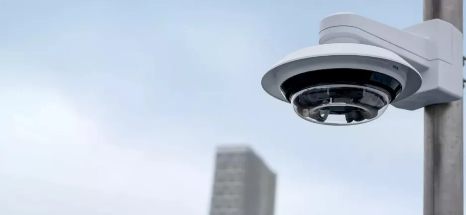 Dvě nové multisenzorové kamery Axis nabízejí snadnou instalaci a podporu výkonných analytických nástrojů