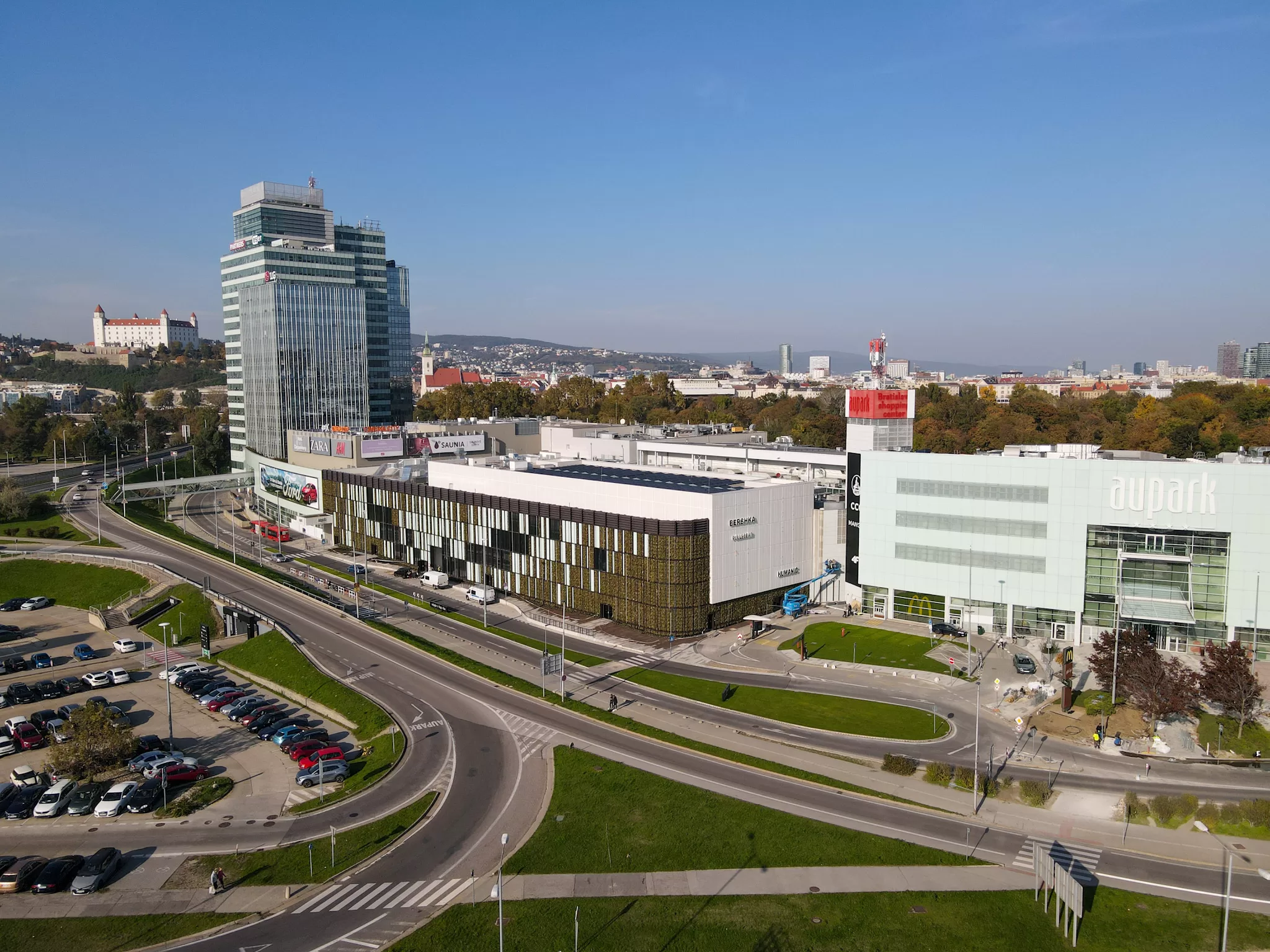 Úklidové řešení od OKIN Facility Auparku ročně ušetří 720 hodin práce