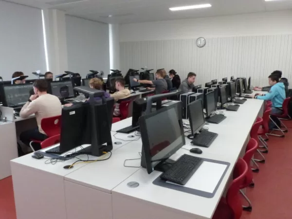 Řemeslo má budoucnost. Stroje odborníky nenahradí, platy porostou