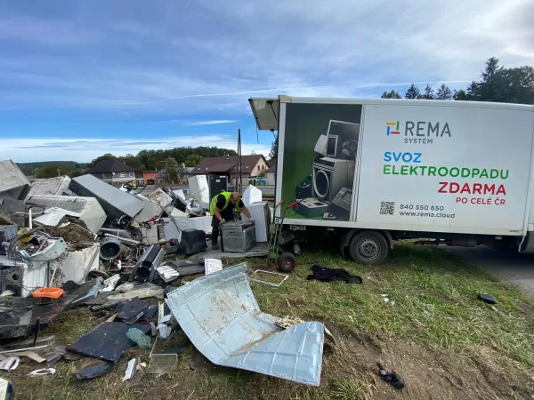 REMA Systém pomáhá obcím s likvidací starého elektra. Nabízí jeho svoz už do 10 dnů