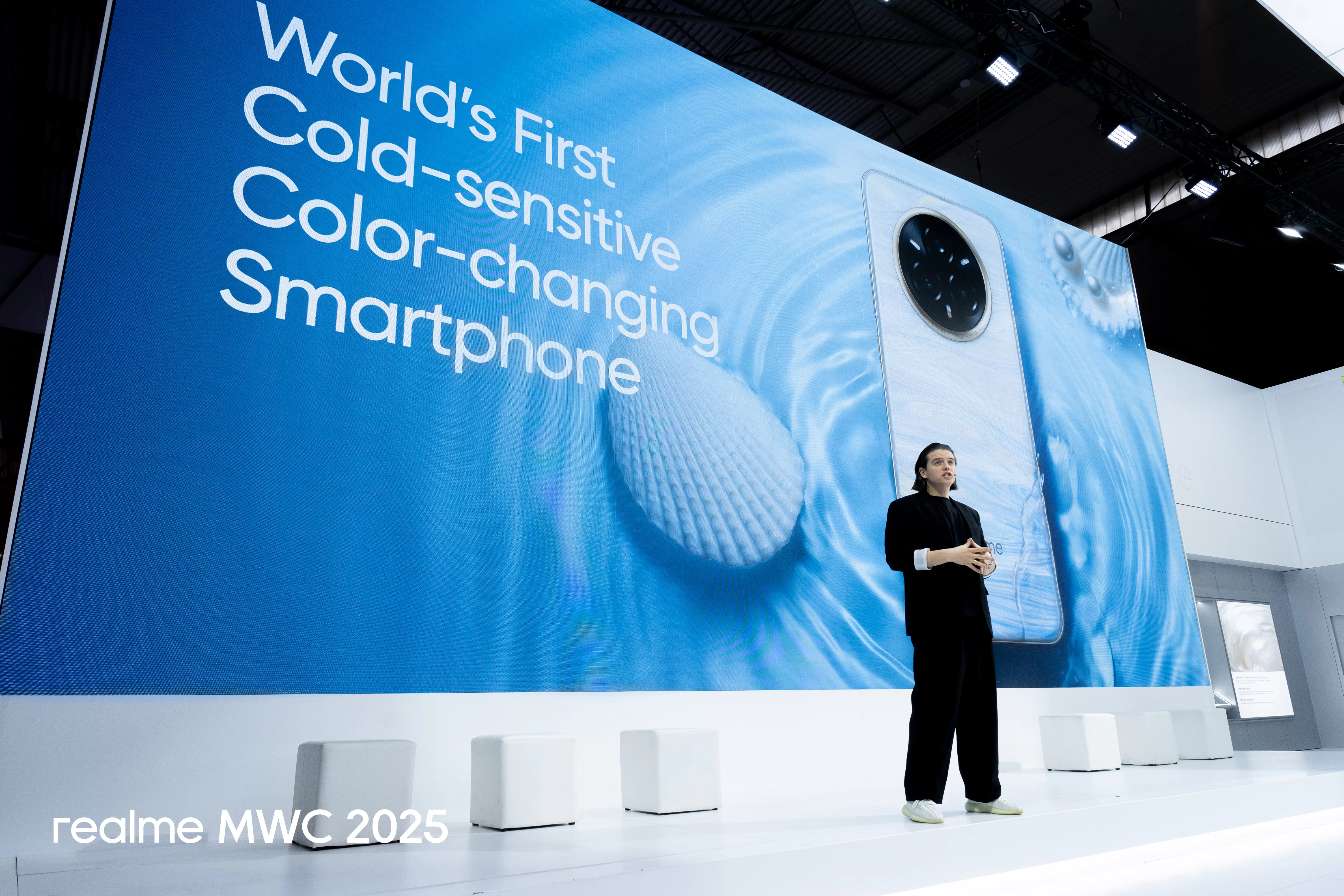 realme na MWC 2025 představuje odvážnou tříletou strategii a uvádí řadu 14 Pro společně s revolučními inovacemi v oblasti zobrazování a umělé inteligence
