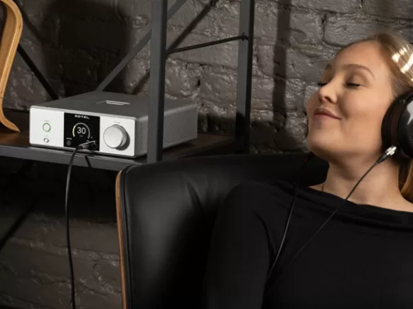 Hi-Fi elegance pro náročné posluchače: Nový Rotel DX-3 je zosobněním osobního luxusu v poslechu hudby