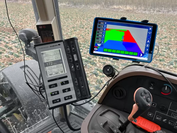 Zemědělství s využitím dronů a AI. Česká firma pomáhá farmářům precizně hospodařit