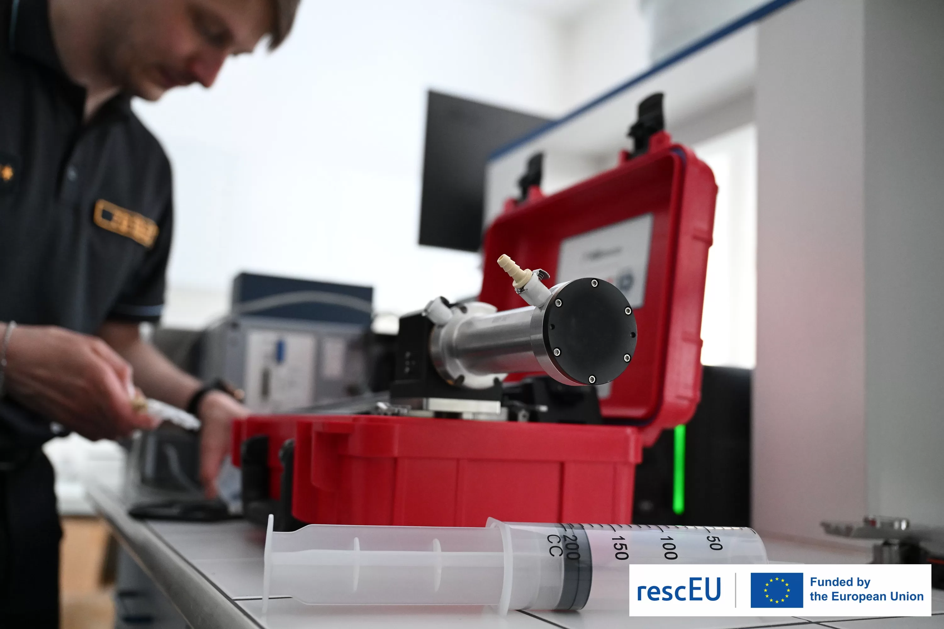 Hasičské laboratoře získaly unikátní přístroje k detekci a identifikaci nebezpečných látek