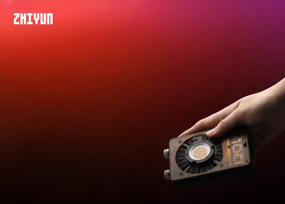 Nové 100W RGB LED světlo velikosti dlaně od společnosti Zhiyun