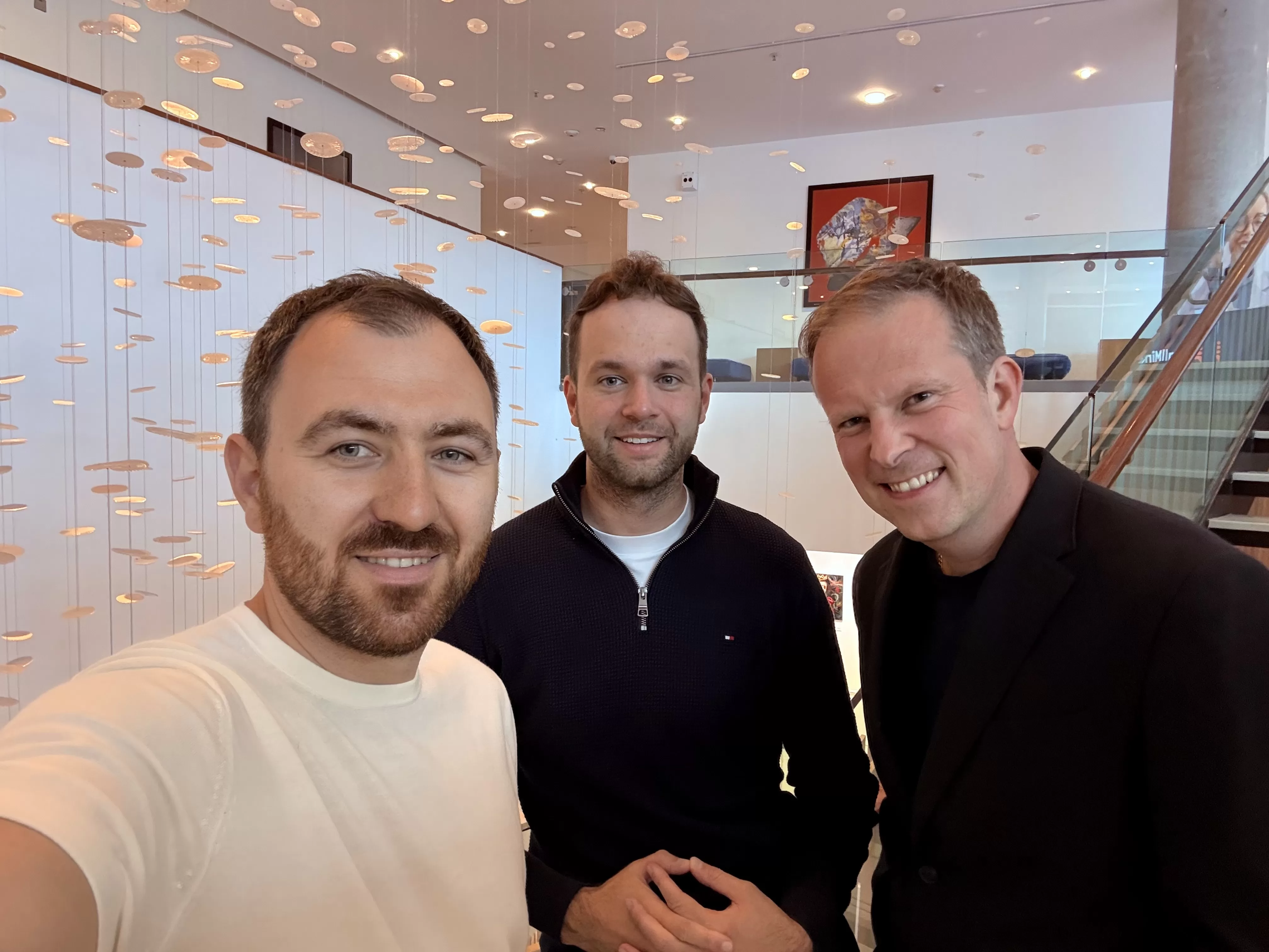 České voiceboty Vocalls koupil americký CallMiner. Od akvizice si obě společnosti slibují další sblížení AI a zákazníků