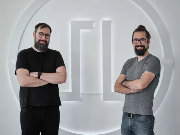 Vexl Foundation vyzývá Apple. Přichází s Freedom Store, vlastním obchodem pro mobilní aplikace