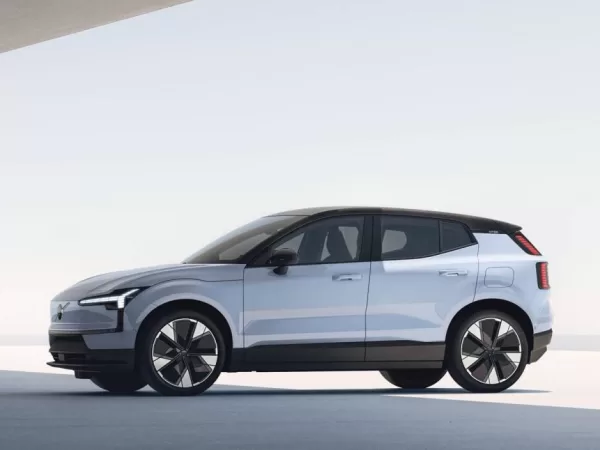 Projekt pleasevolvofixthis ukazuje chyby v systémech Volvo EX30 a nabízí řešení
