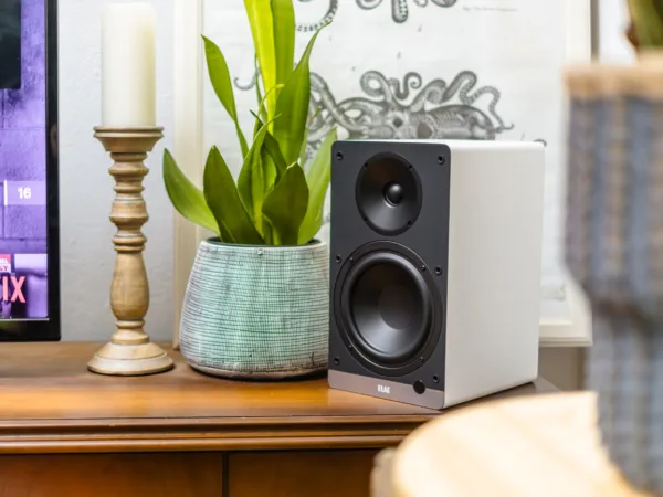 ELAC Debut ConneX DCB61: špičkový Hi-Fi zvuk v podobě designového all-in-one provedení za dostupnou cenu