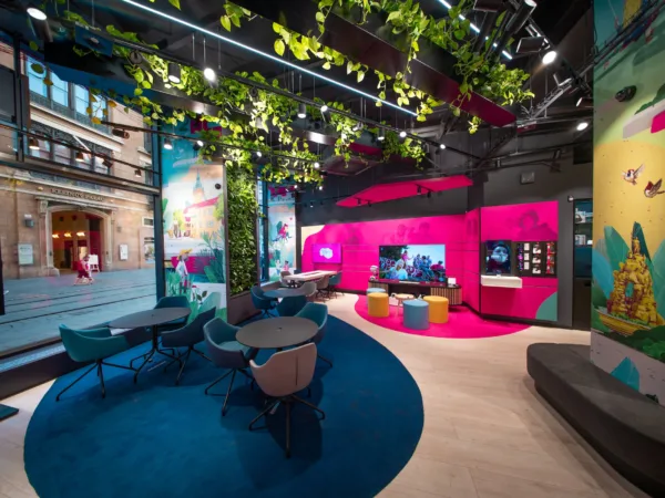 Unikátní koncept Magenta Experience Center míří do Brna: T-Mobile otevírá druhou pobočku  