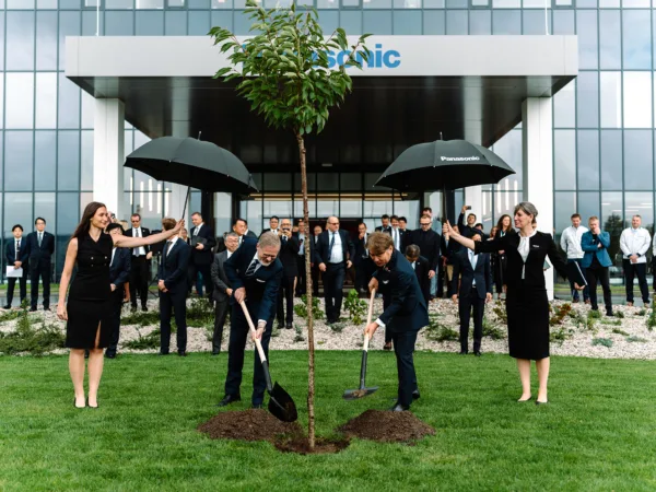 Panasonic otevřel v Plzni nový závod na tepelná čerpadla za 8 miliard