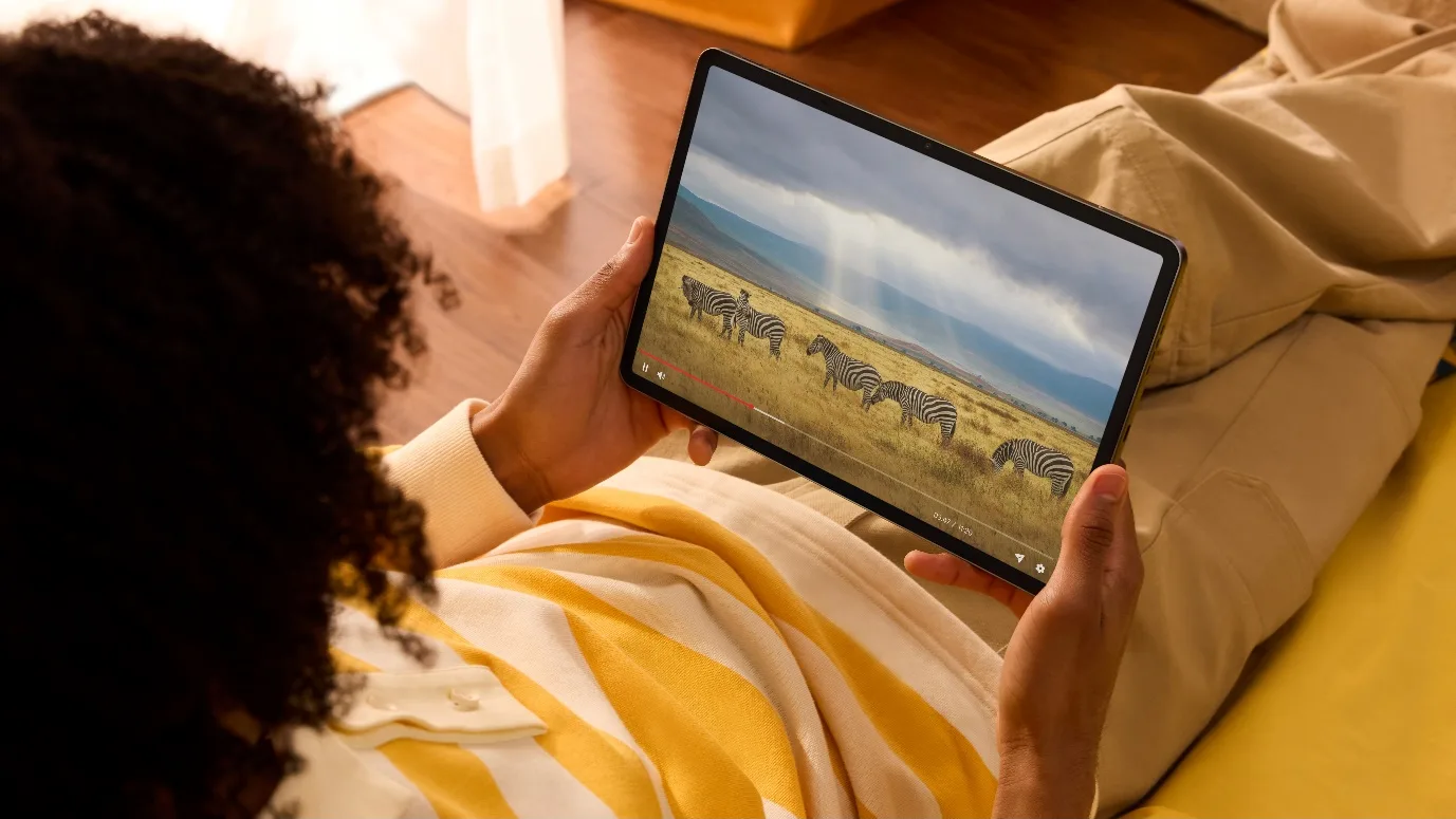 Obsah obrázku interiér, osoba, počítač, computer

Obsah generovaný pomocí AI může být nesprávný.