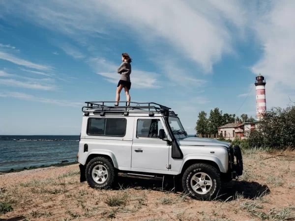 Dostali jste pokutu z dovolené? Kdy ji platit, kdy se bránit a co dělat, když jste neřídili vy