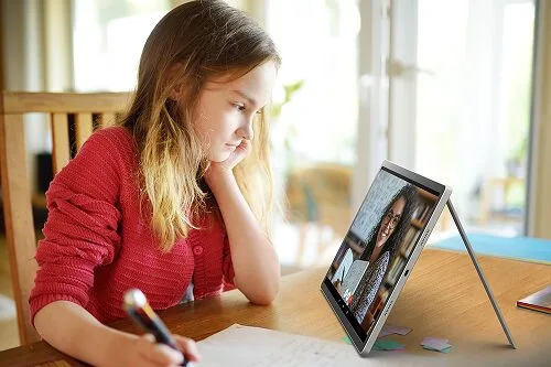 Acer rozšiřuje produktovou nabídku o nové tablety, monitory a Wi-Fi 7 router pro zlepšení moderního digitálního života