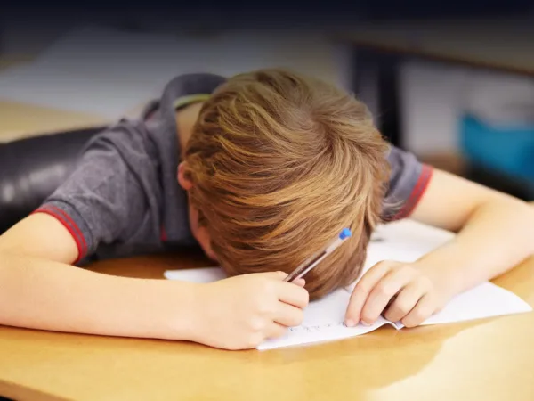 Kyberšikana, deprese i úzkosti. Takřka každý třetí deváťák potřebuje pomoc, které je ale v Česku nedostatek