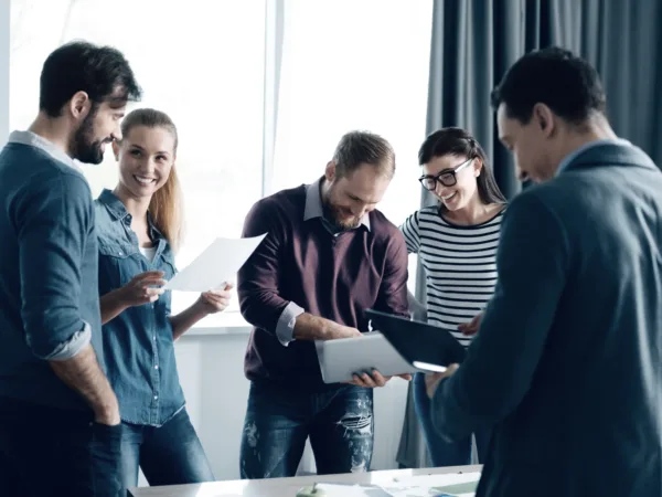 Češi se chtějí v práci vzdělávat. Často ale nové dovednosti nemohou adekvátně uplatnit, a tak hledají práci jinde