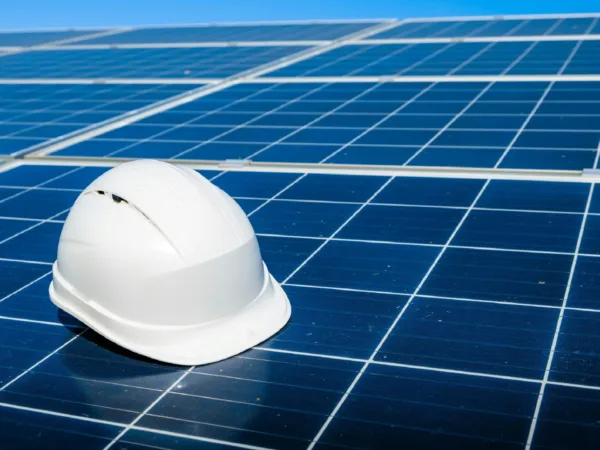 Dotace na fotovoltaiku: jak ušetřit a proč se do ní pustit právě teď   