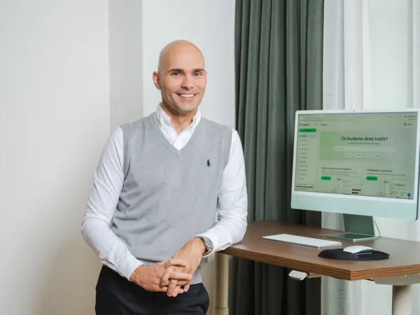 Demokratizace AI: Nový SuperChat od Everbotu sám vybere ideální AI model pro jednotlivá zadání