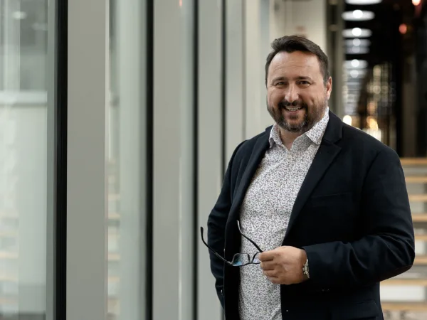 Kyberšikana u adolescentů: Jak chránit děti v době digitálního dospívání