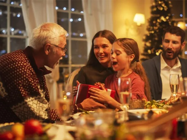 Češi se o svátcích rádi rozmazlují. Předvánoční výdaje porostou téměř o 5 %, ukazuje predikce Mastercard