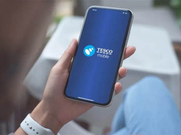 Tesco Mobile přidá novým zákazníkům extra data, stávajícím dá na 24 hodin neomezená