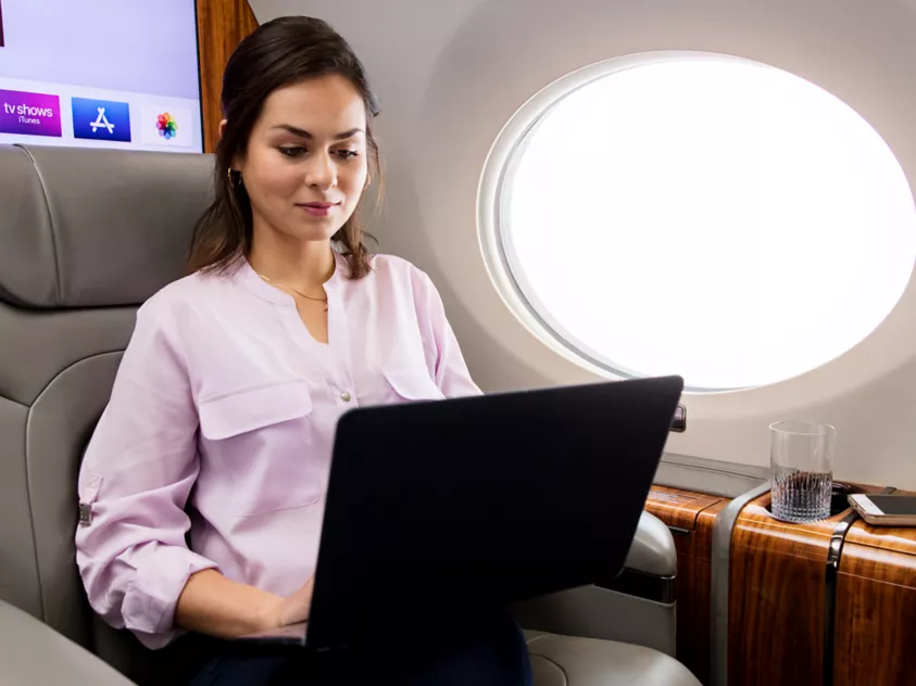 VYSOKORYCHLOSTNÍ KABINOVÝ INTERNETOVÝ SYSTÉM OD HONEYWELLU SI VYBRALA SPOLEČNOST GULFSTREAM