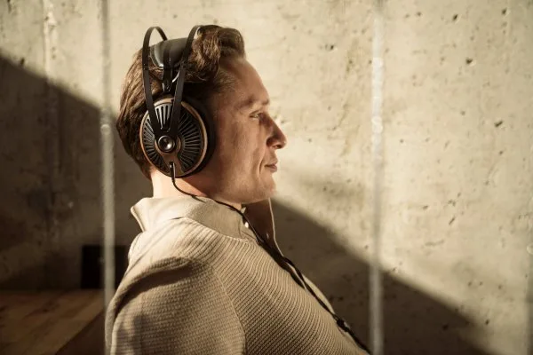 Vánoce 2025 – tipy na dárky pro milovníky hudby: Sluchátka a reproduktory