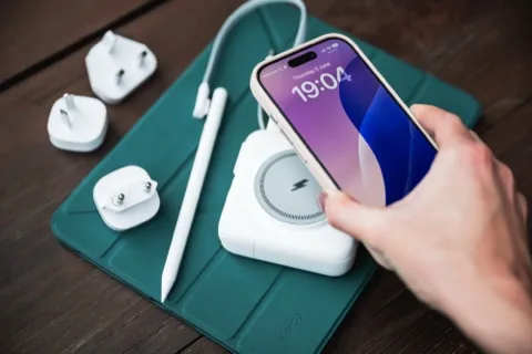 Obsah obrázku přístroj, Mobilní telefon, Elektronické zařízení, Přenosné komunikační zařízení  Obsah generovaný pomocí AI může být nesprávný.